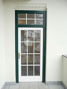 Entrance doors