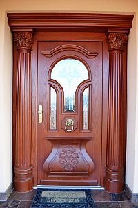 Entrance doors