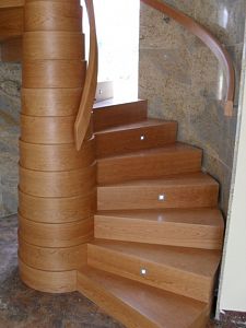 Moderní schodiště spirálové
