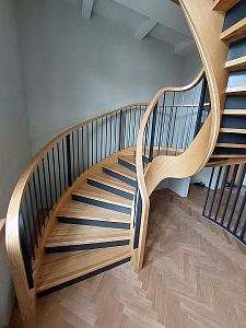 Oblouková schodiště