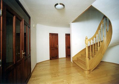 Oblouková schodiště